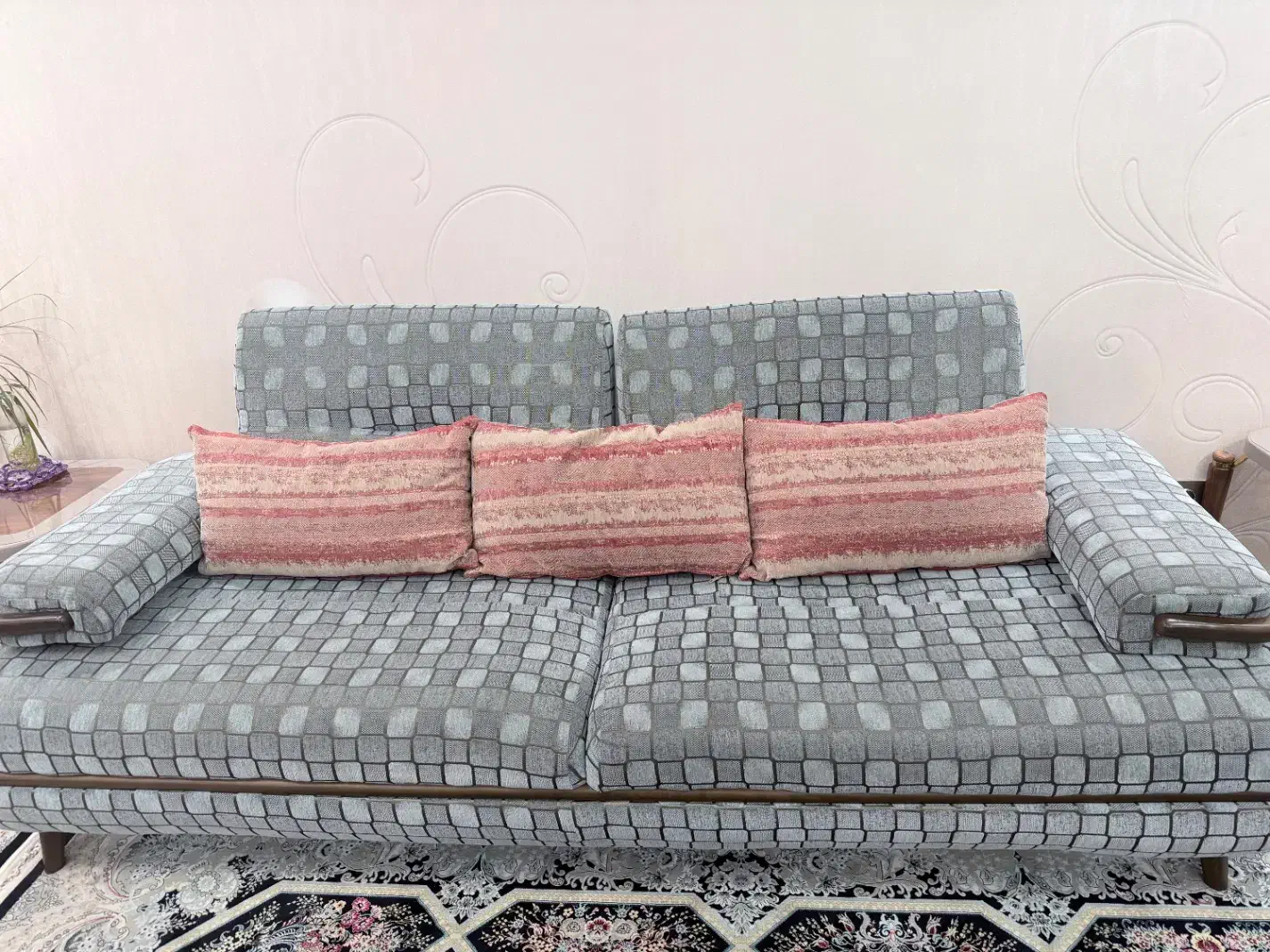 مبلمان|مبلمان خانگی و میز عسلی|تهران, حبیب الله|دیوار