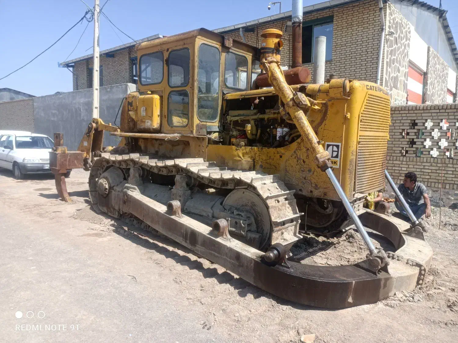 بلدوزر دی۸کا سری ۷۷وی|خودرو سنگین|مشهد, دانشجو|دیوار