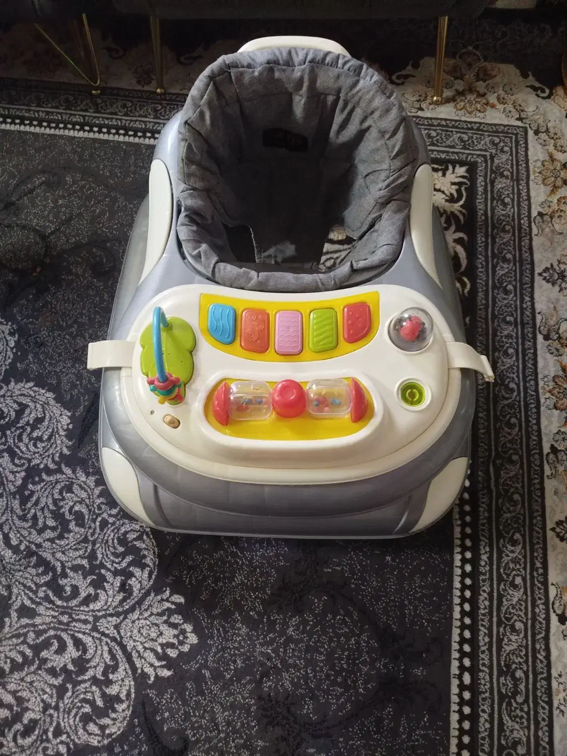 گهواره چوبی و پشه بند نوزادی روروئک|اسباب و اثاث بچه|ملایر, |دیوار