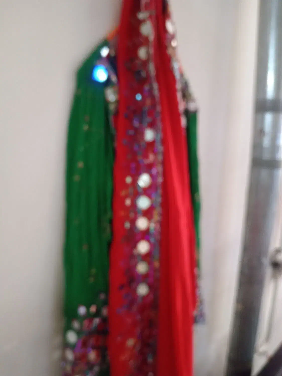 سلام یک عدد لباس گندافغانی|لباس|اصفهان, شهرک میلاد|دیوار