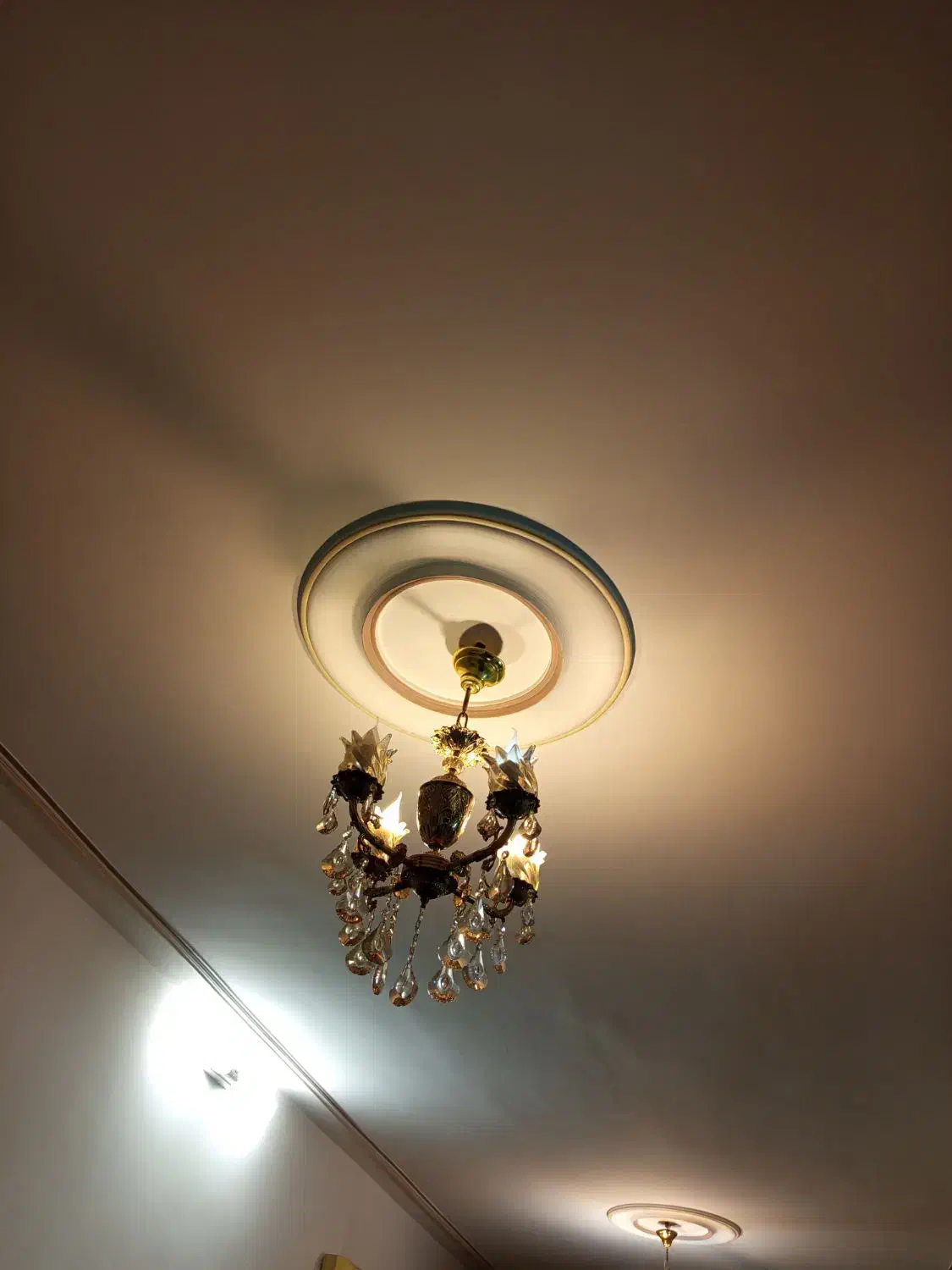 لوستر تمام برنز زیبا دو عدد|لوستر و چراغ آویز|قم, کاسه گران|دیوار