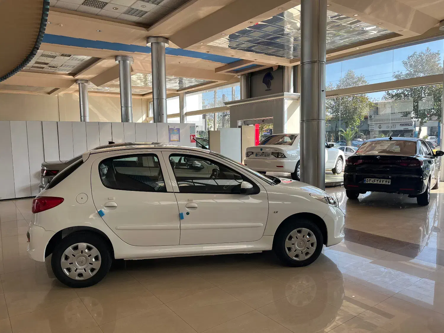 صفر خشک ۲۰۷تیوفایو پلاس جدید|خودرو سواری و وانت|رشت, هلال احمر|دیوار