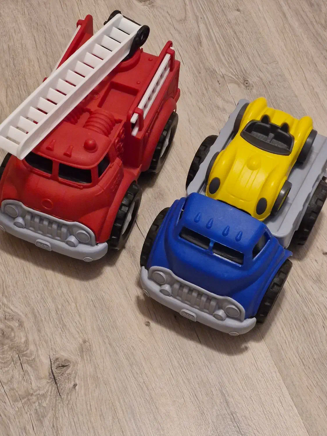 ماشینهای بازی|اسباب‌بازی بچه|رشت, بلوار گیلان|دیوار