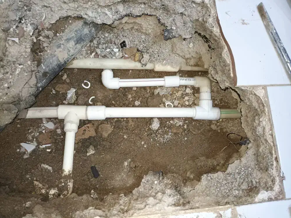 تاسیسات رفع نم و لوله کشی بنایی ایزوگام|خدمات پیشه و مهارت|تهران, نیروی هوایی (پیروزی)|دیوار