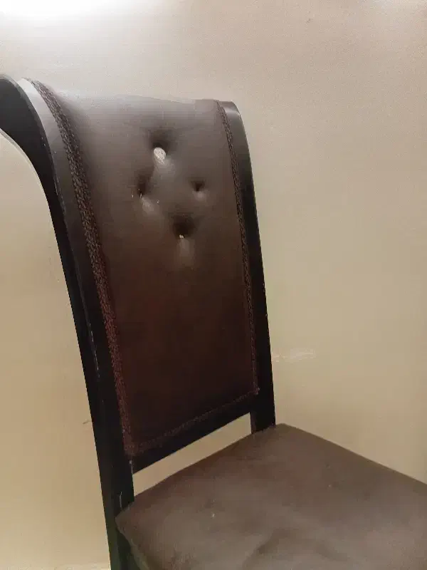 صندلی|میز و صندلی غذاخوری|شهرکرد, |دیوار