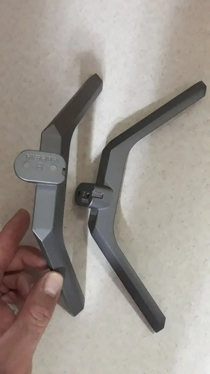 چهار عدد پایه ی تلویزیون ایکس ویژن|تلویزیون و پروژکتور|تهران, جوانمردان (اندیشه)|دیوار