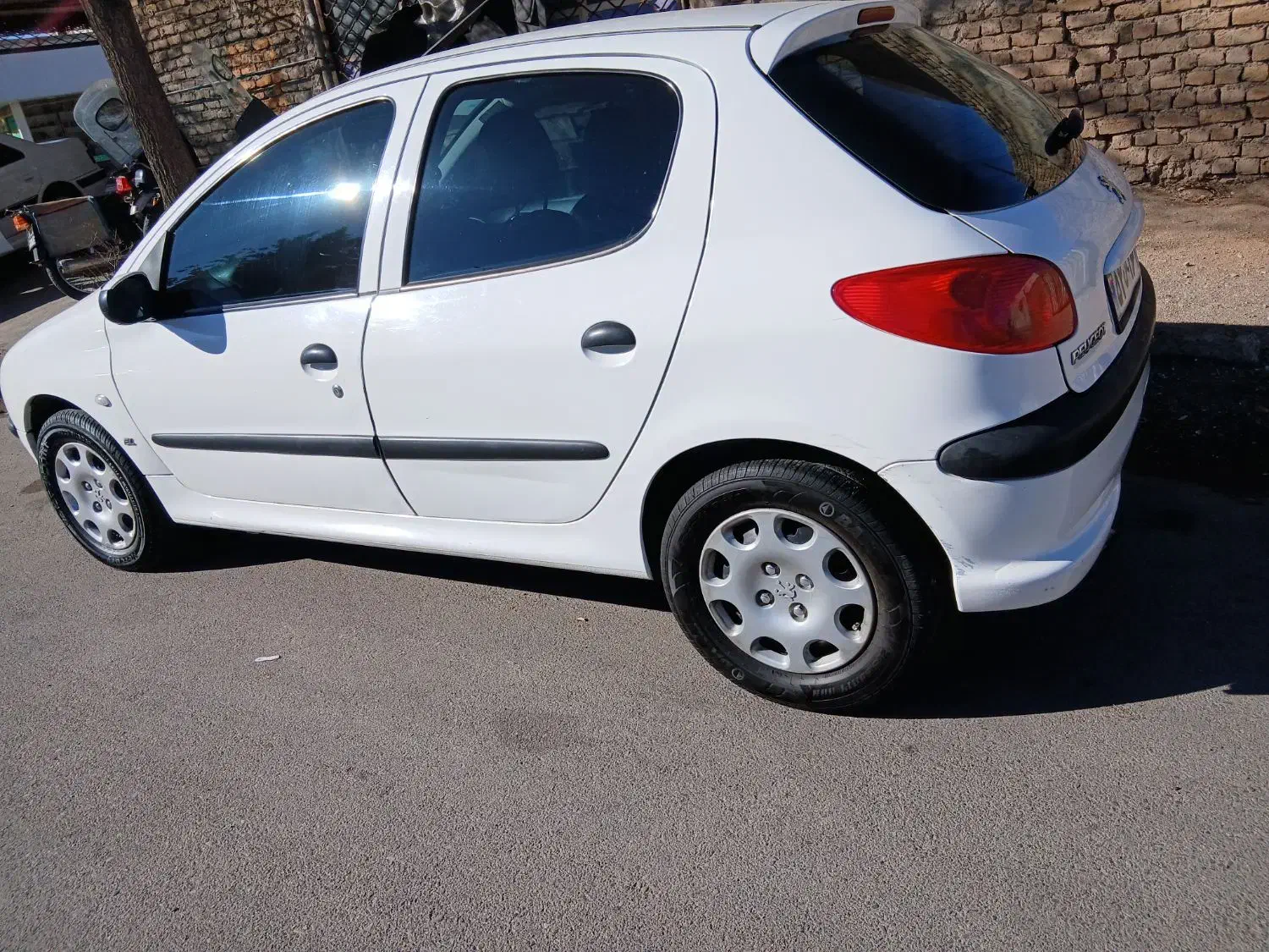 پژو۲۰۶|خودرو سواری و وانت|قزوین, |دیوار