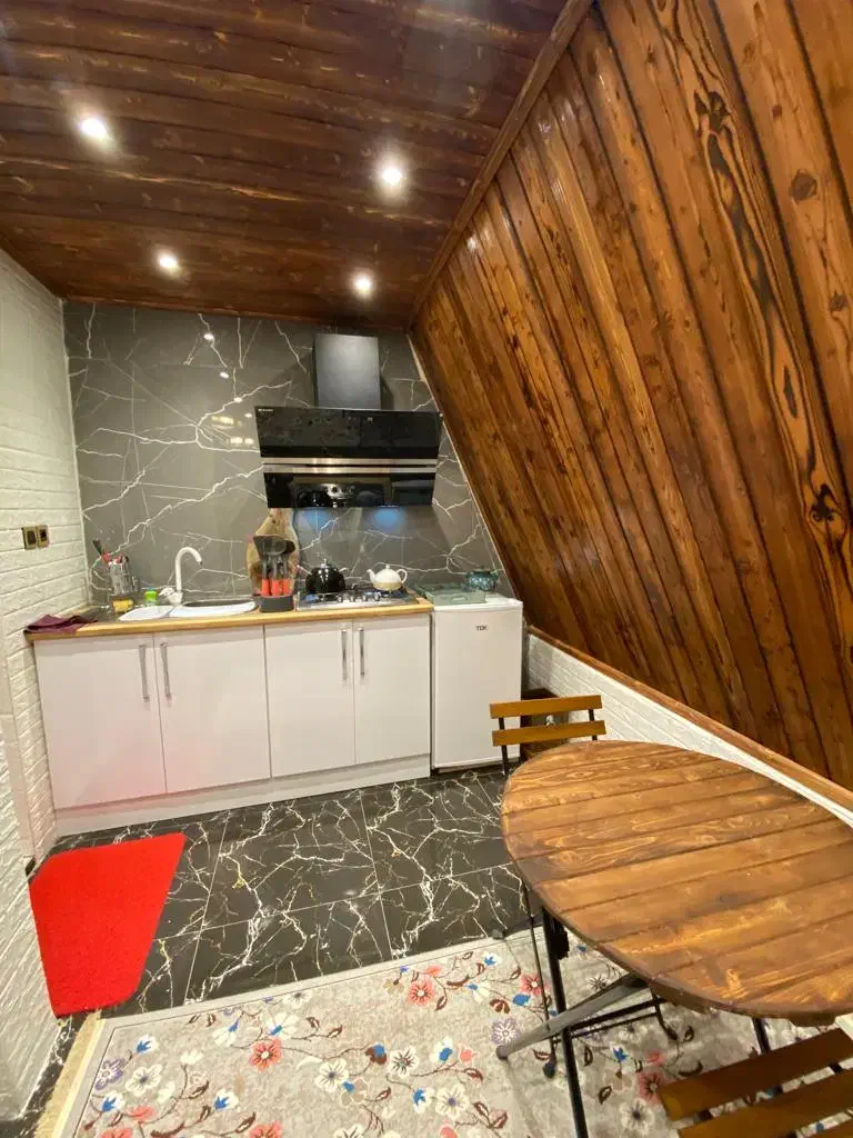 کلبه تک خواب با جکوزی جنگلی نور|اجارهٔ کوتاهمدت ویلا و باغ|نور, |دیوار