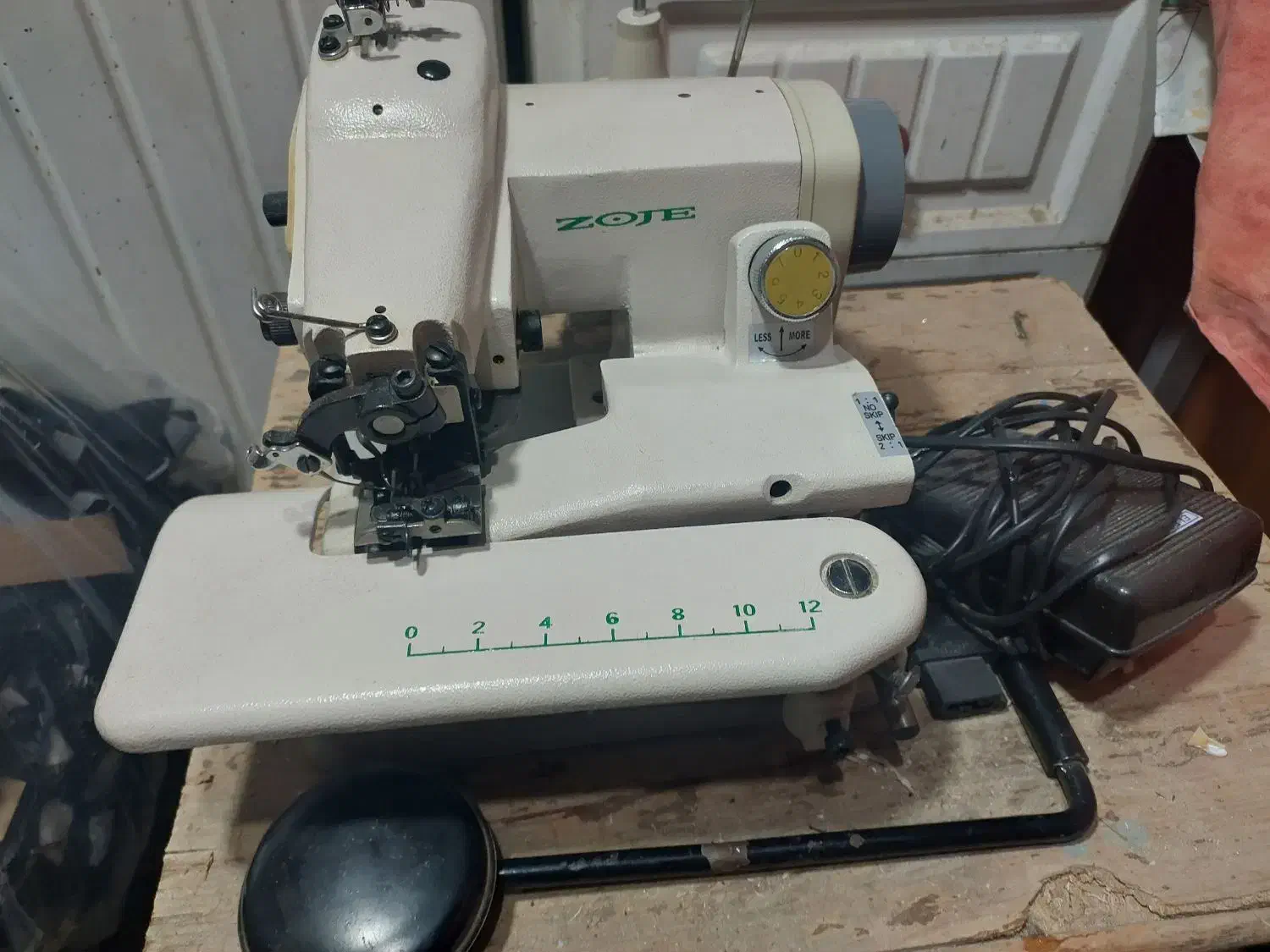 چرخ صنعتی پس دوز|چرخ خیاطی و ریسندگی|سمنان, |دیوار