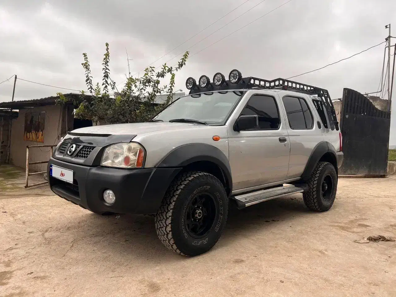 رونیز ۸۳ استثنایی|خودرو سواری و وانت|آمل, |دیوار