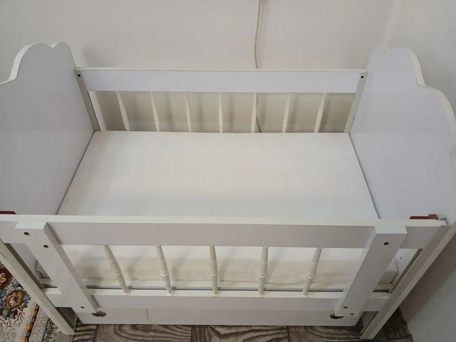 گهواره و تخت چوبی کودک|اسباب و اثاث بچه|تبریز, |دیوار