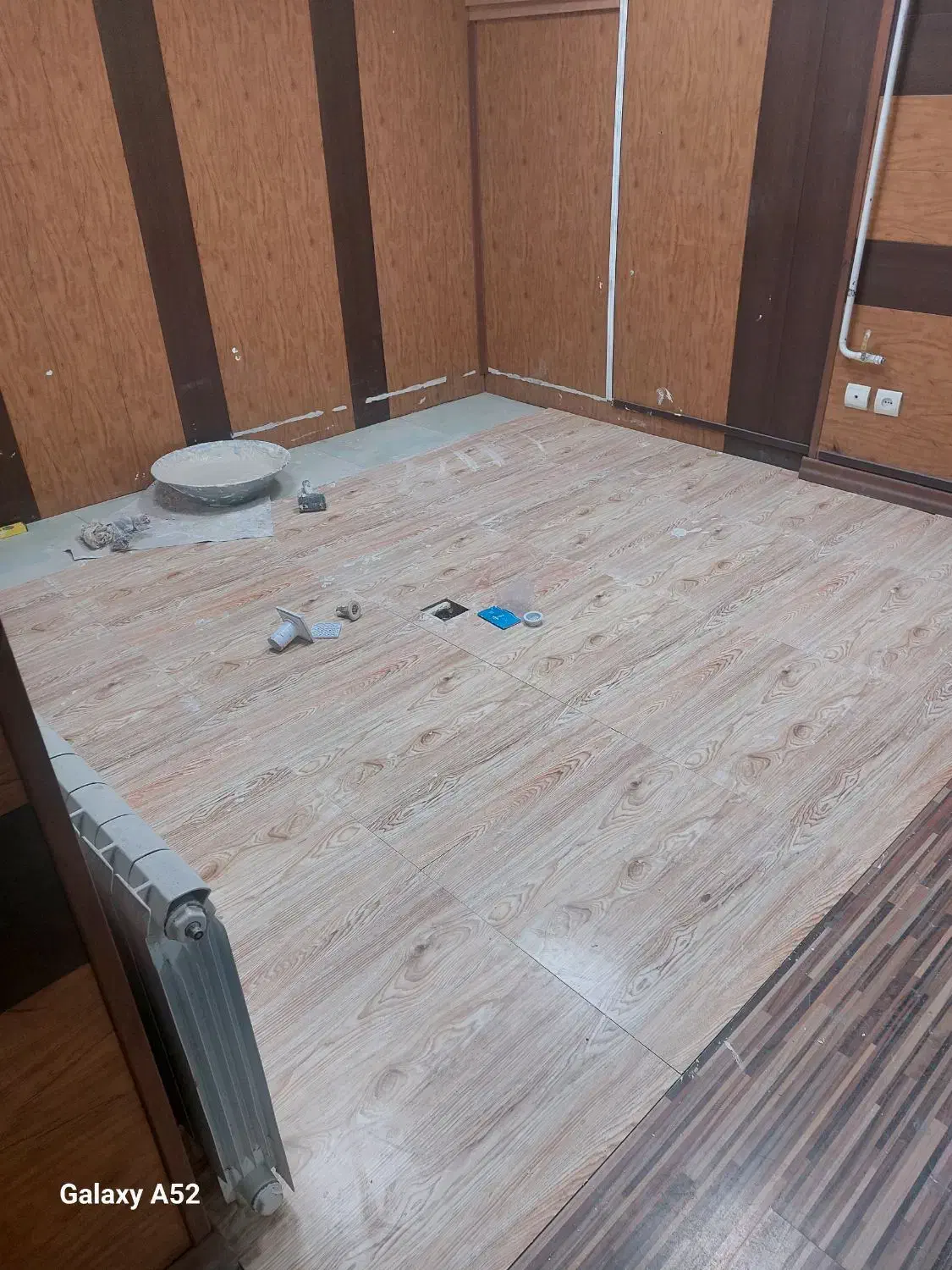 بنّایی دیوارچینی‌کاشی‌کاری‌  با کیفیت تضمینی|خدمات پیشه و مهارت|پرند, فاز ۶|دیوار