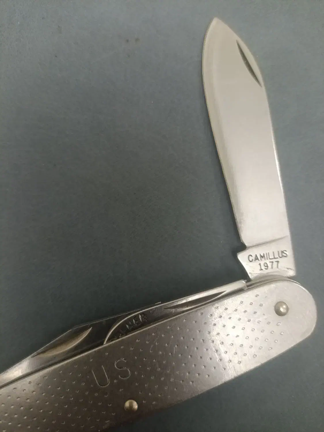 چاقو پرواز|کلکسیون اشیاء عتیقه|اندیشه, اندیشه فاز ۱|دیوار