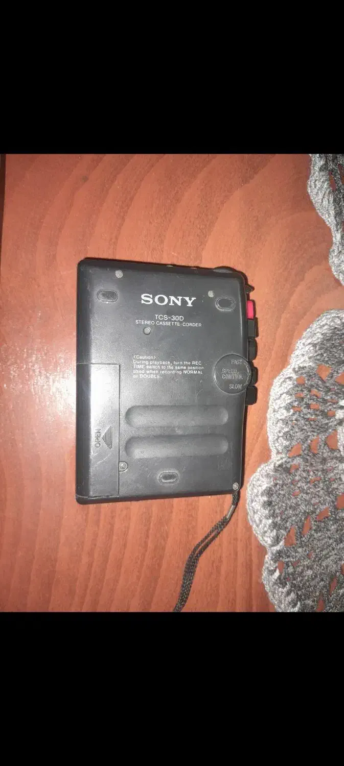 واکمن خبرنگاری  سونی|پخش‌کننده همراه|تهران, ارامنه|دیوار