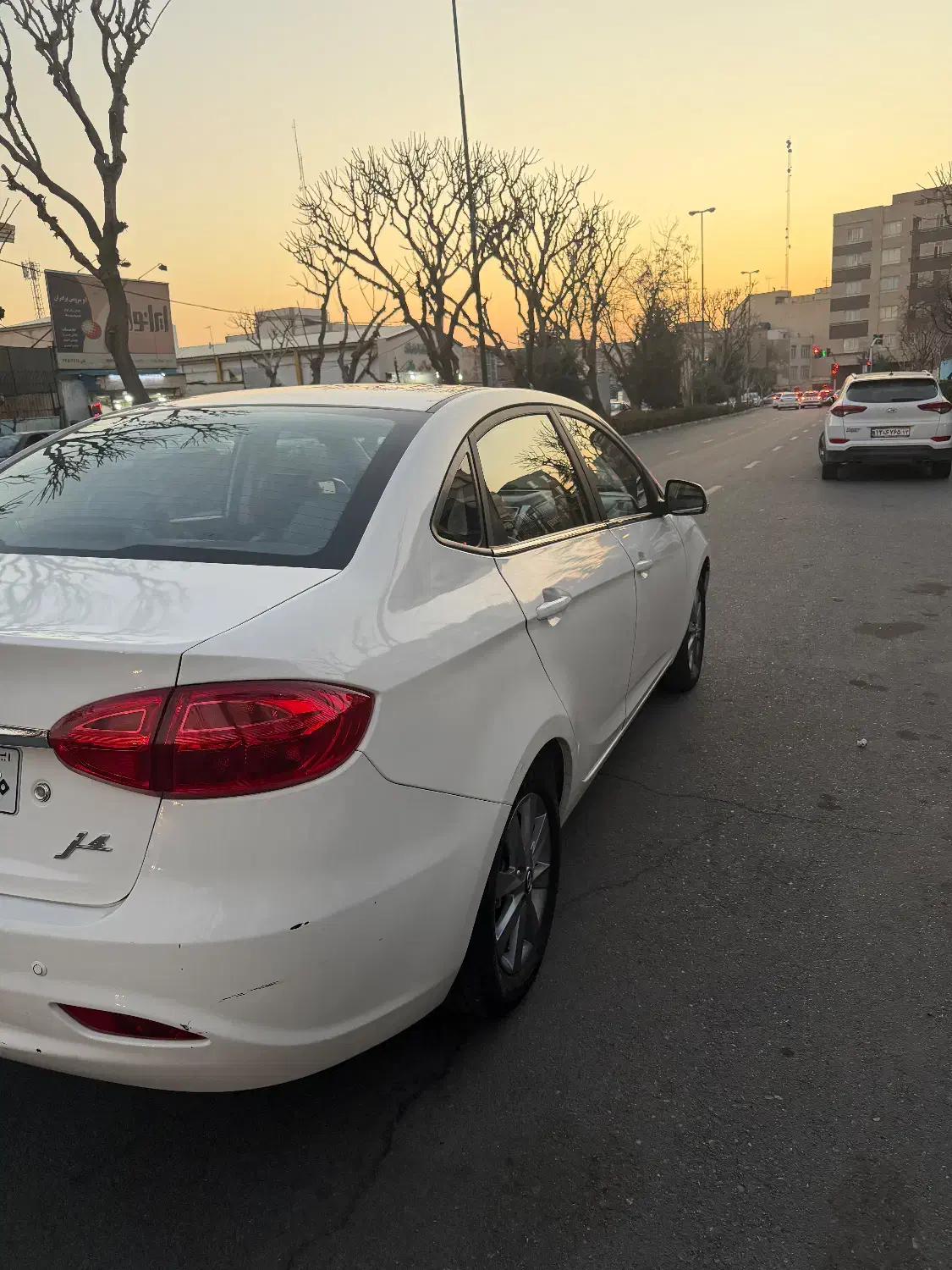 جک j4 مدل ۱۴۰۳|خودرو سواری و وانت|تهران, صادقیه|دیوار