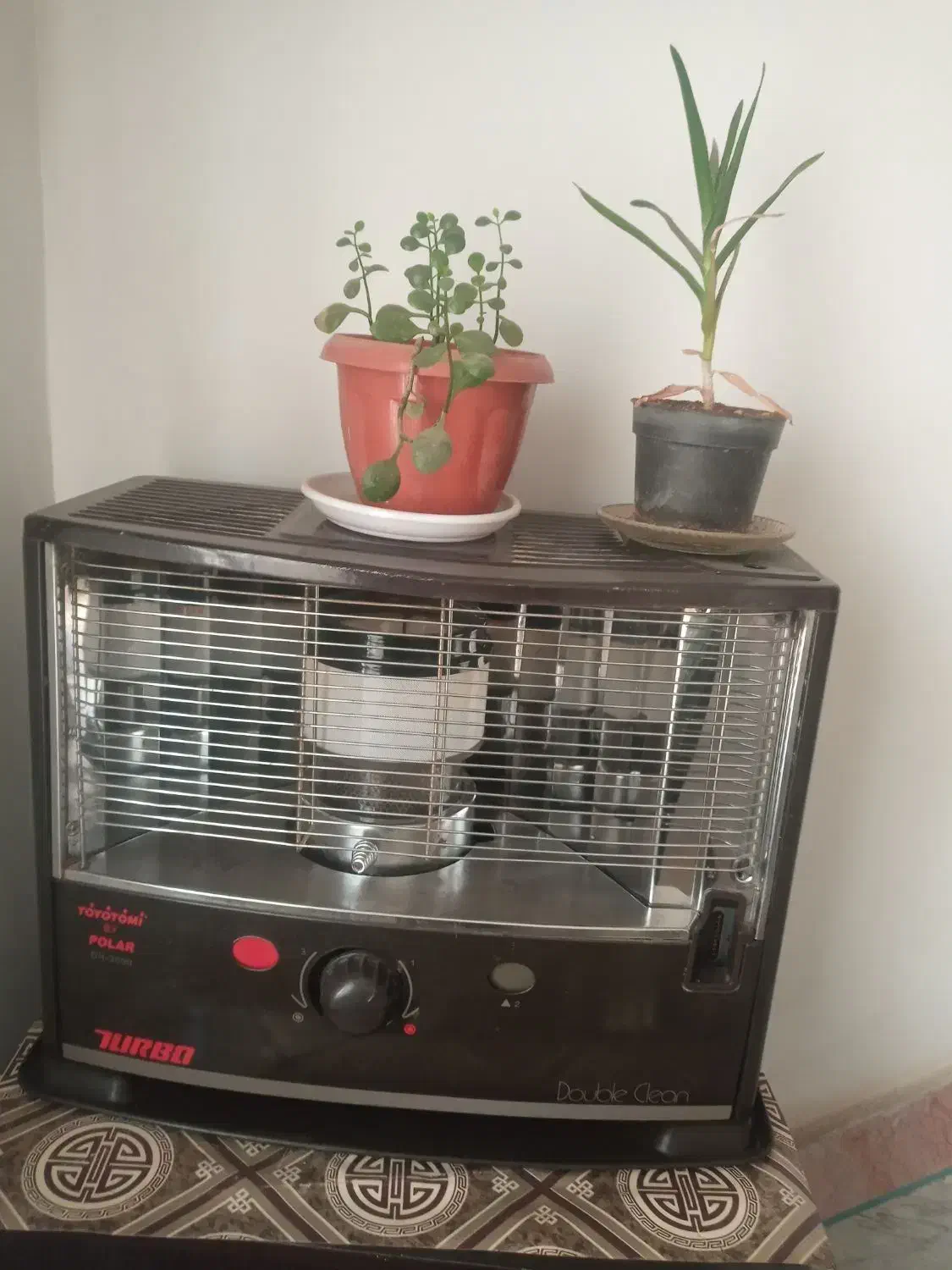 بخاری نفتی ارج در اقبالیه|بخاری، هیتر، شومینه|اقبالیه, |دیوار