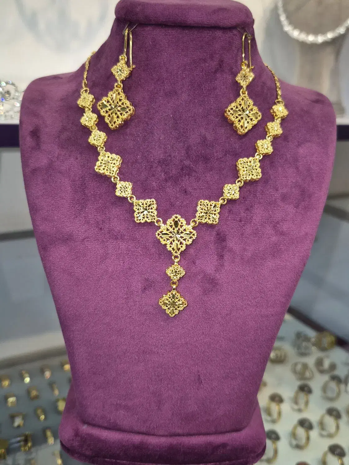 نیم ست آب طلا زنانه|جواهرات|کرج, المهدی|دیوار