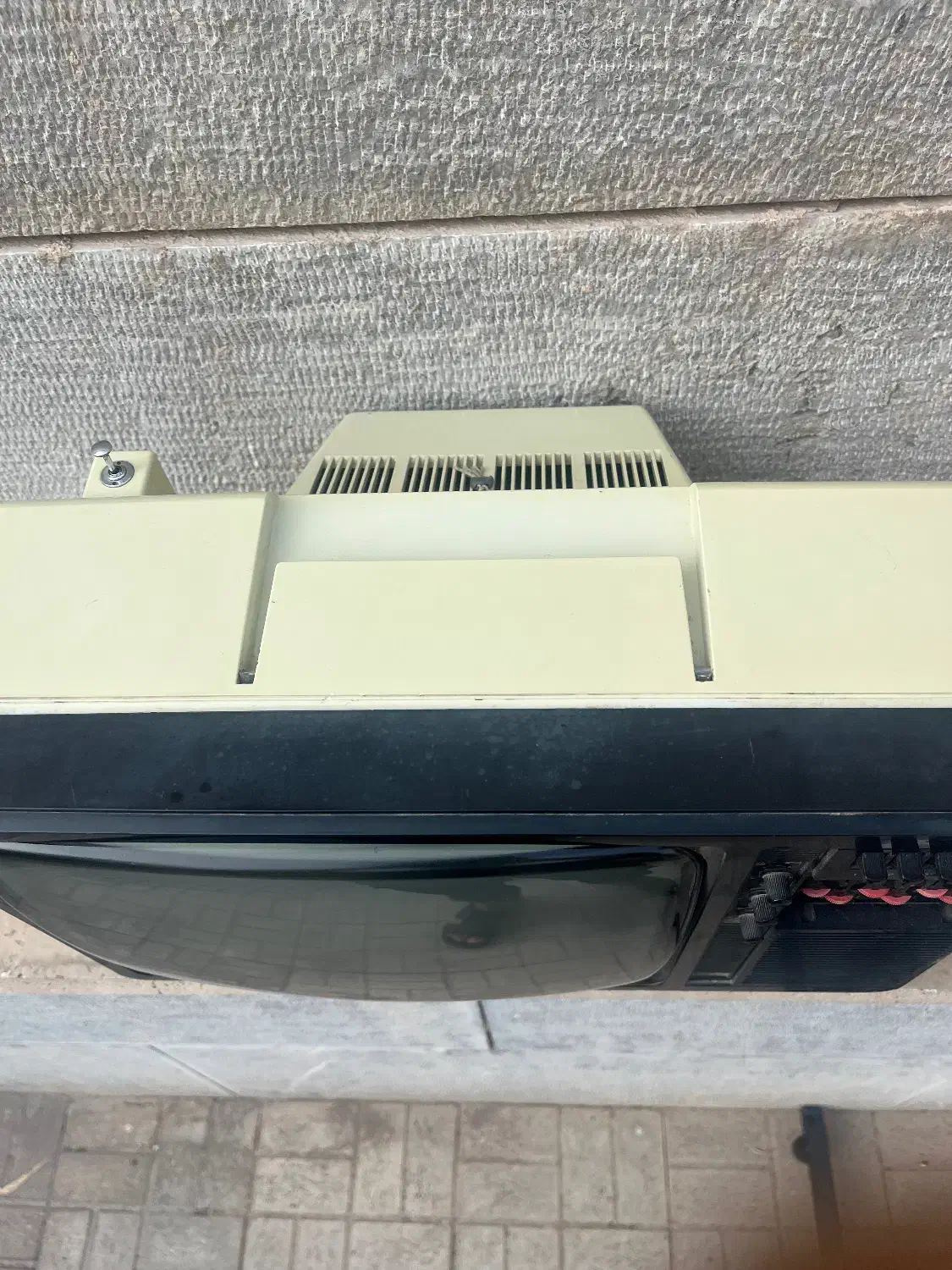 تلویزیون قدیمی|تلویزیون و پروژکتور|خمینیشهر, |دیوار