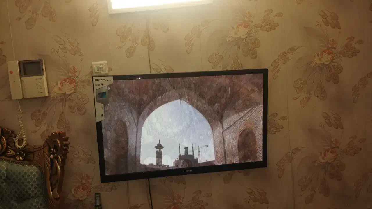 تلویزیون ۴۳ اینچ پلاسما|تلویزیون و پروژکتور|ری, دیلمان|دیوار