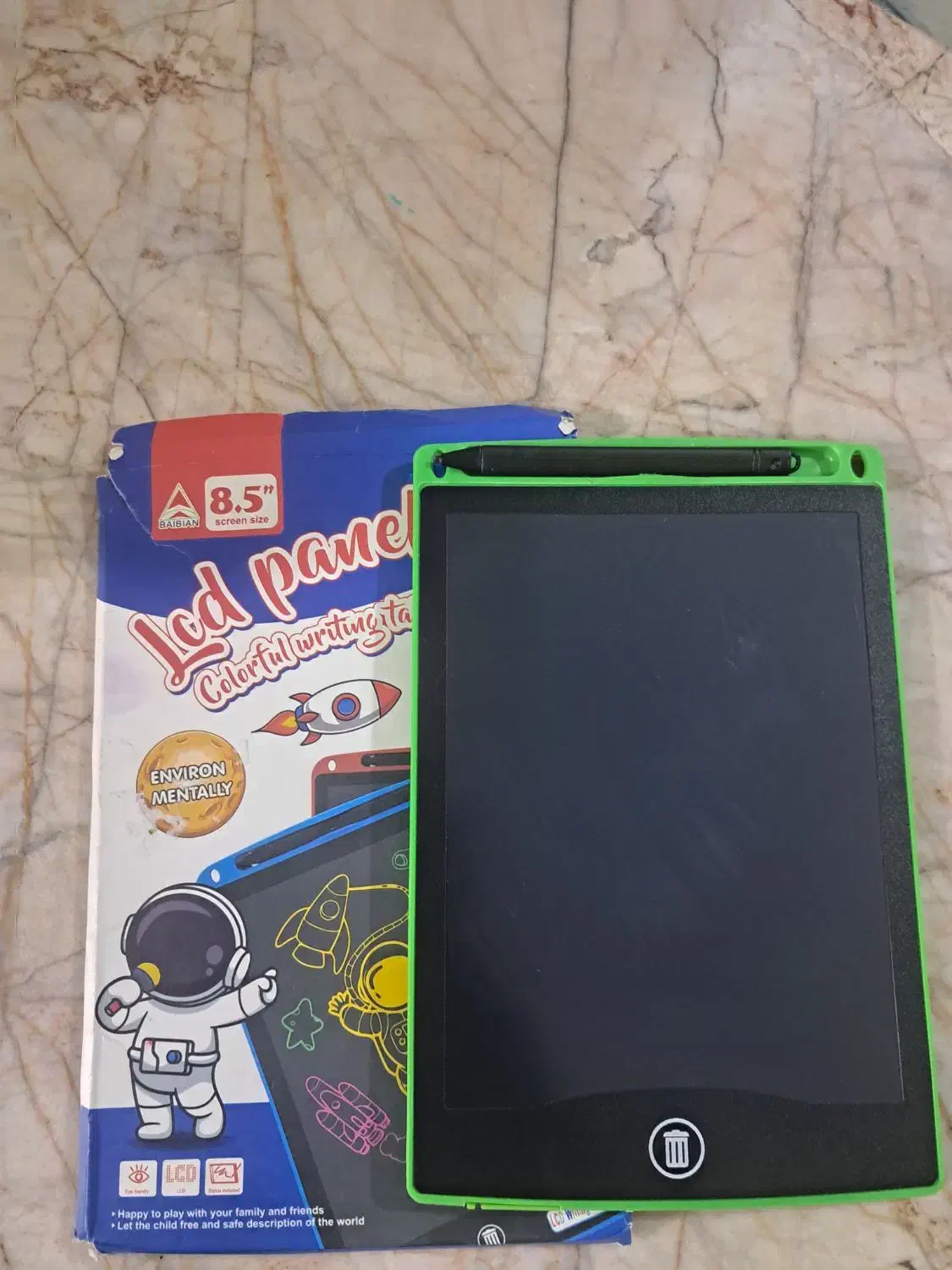 تخته جادویی سالم و بدون استفاده|لوازم التحریر|تربت جام, تیپ ۳۸ زرهی تربت جام|دیوار