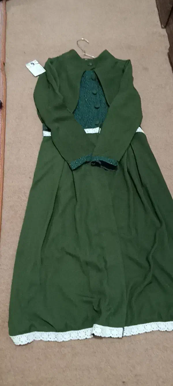 به دلیل عوض شدن سایز کم استفاده شد تمیز ونو هست|لباس|قم, شهرک امام حسن|دیوار