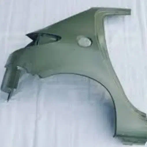 گلگیر ۲۰۶ سمت شاگرد با جای چراغ کامل|قطعات یدکی و لوازم جانبی|شیراز, آزادگان|دیوار