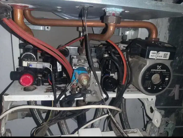 پکیج بخاری ابگرمکن شوفاژ سرویس کار تعمیرات نصب|آبگرمکن، پکیج، شوفاژ|مشهد, رضاشهر|دیوار