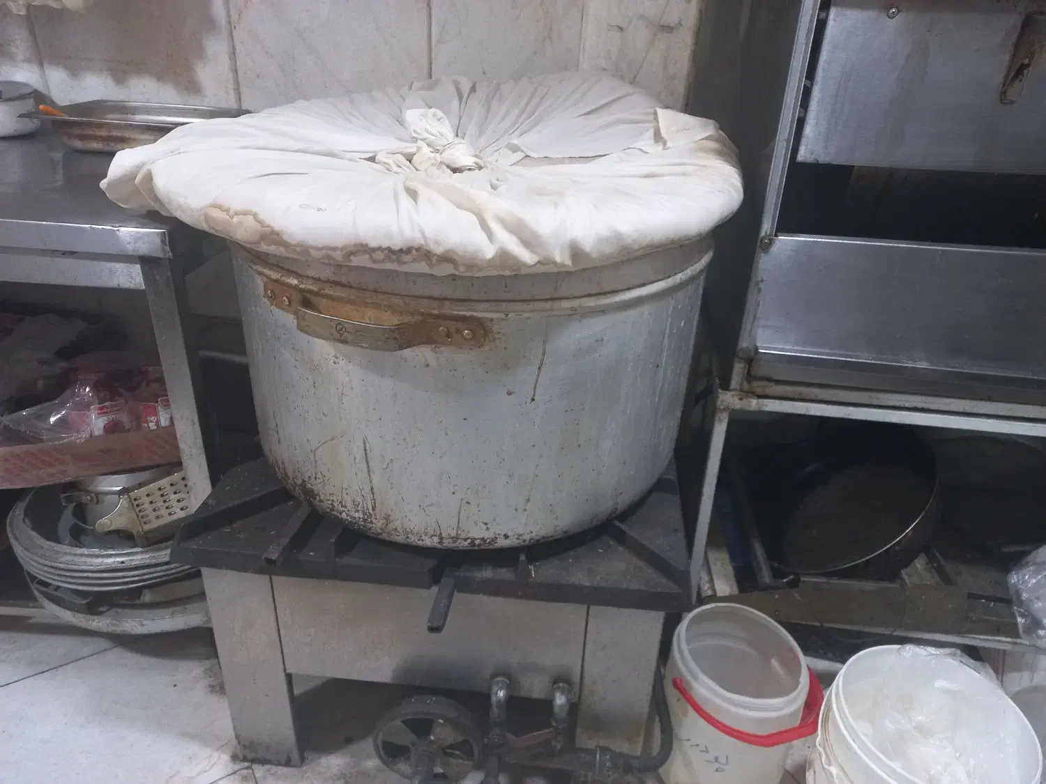 لوازم رستوران بنماری گاز کباب پز فریزر|کافی‌شاپ و رستوران|تهران, حشمتیه|دیوار