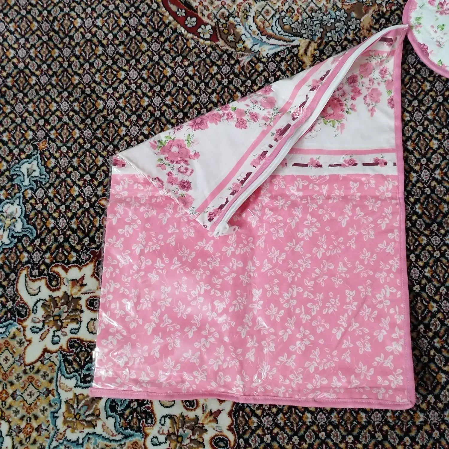 سرویس دمکنی یا آشپزخانه عروس|سفره، حوله، دستمال آشپزخانه|مشهد, خواجه ربیع|دیوار