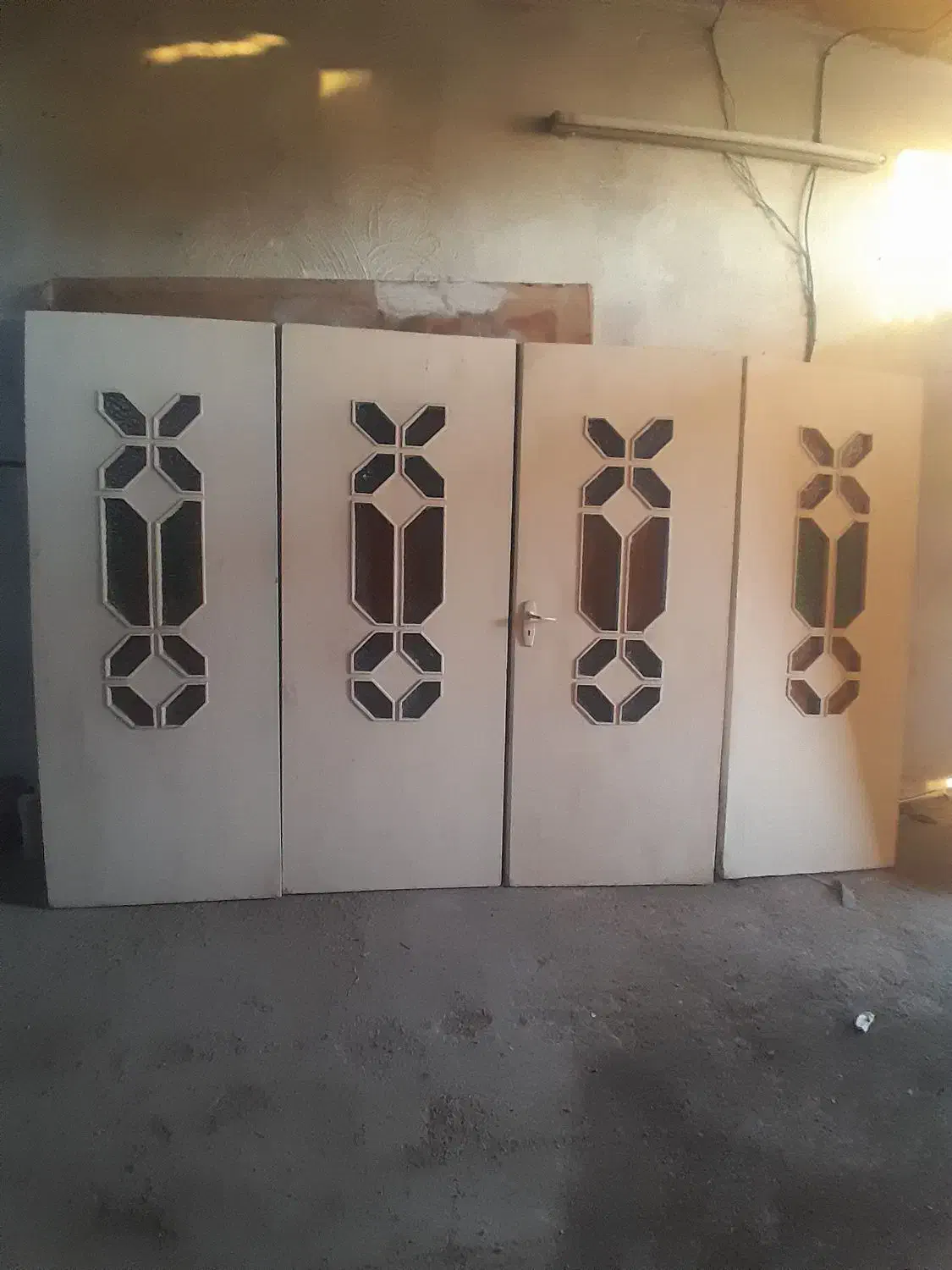 8 عدد درب اتاق منزل|مصالح و تجهیزات ساختمان|اصفهان, گورت|دیوار