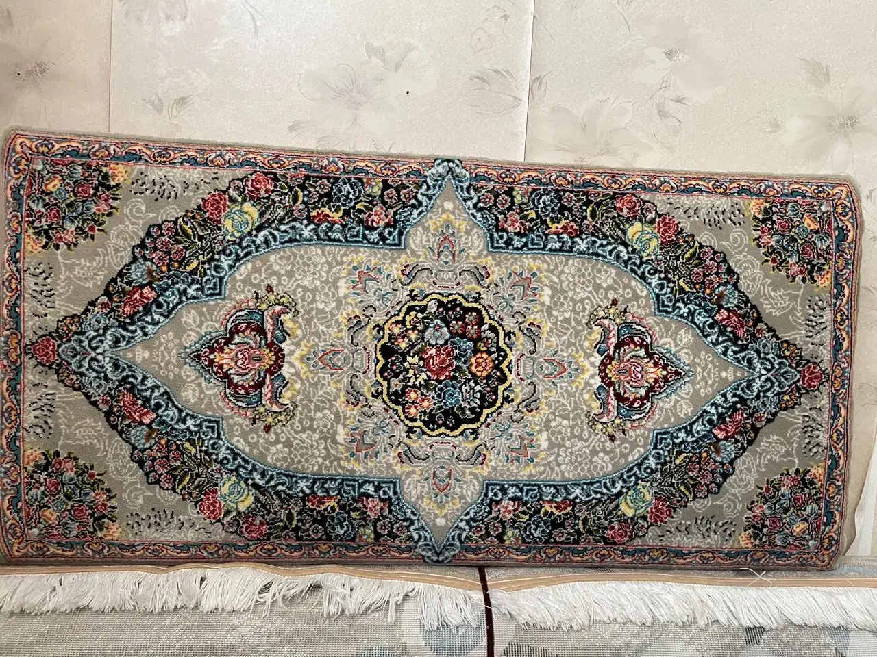 پشتی|پشتی|بیرجند, |دیوار