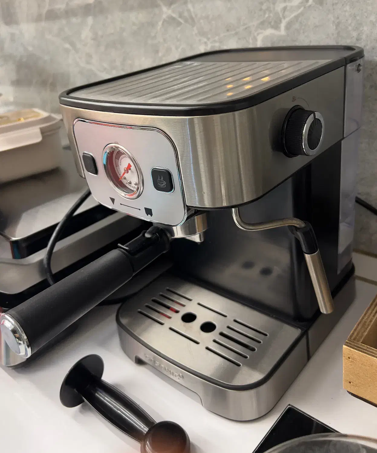 اسپرسوساز کاملا سالم|سماور، چای‌ساز، قهوه‌ساز|بازرگان, |دیوار