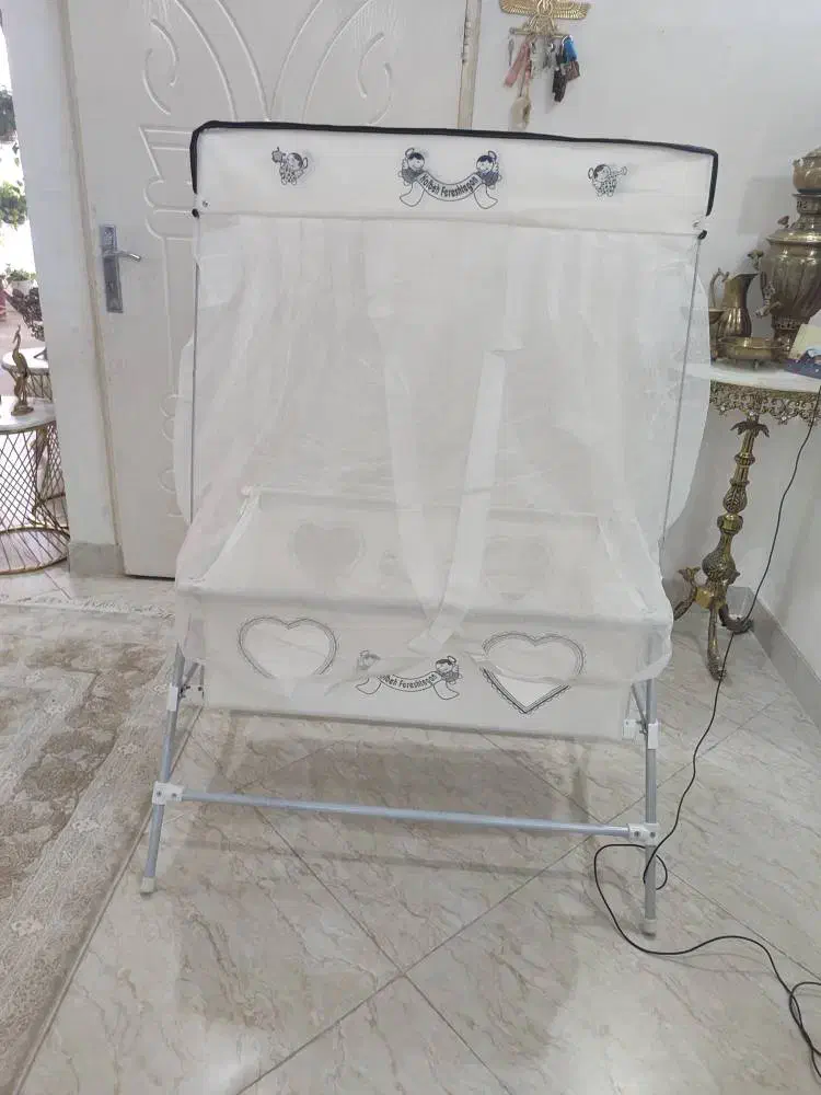 گهواره سالم نو|اسباب و اثاث بچه|پاکدشت, حصار امیر|دیوار