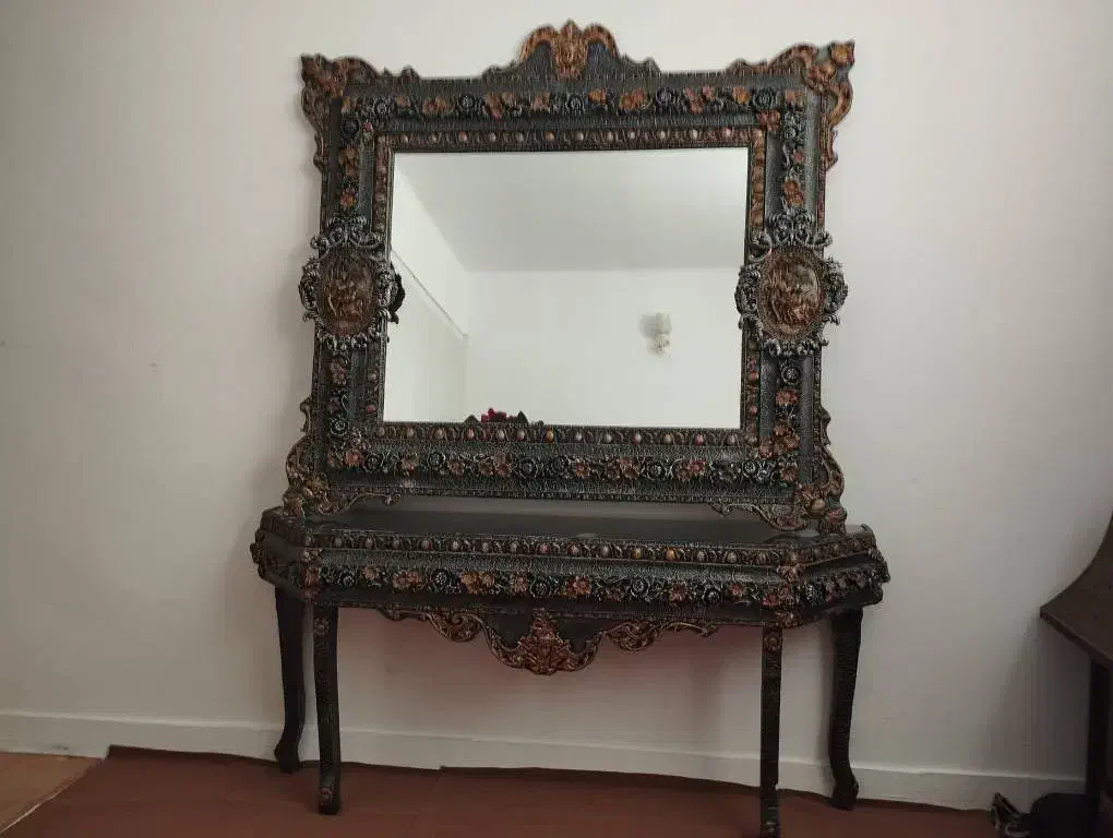 آیینه|آینه|سنندج, |دیوار