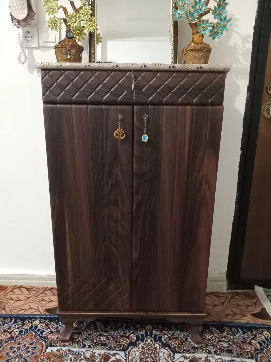 جا کفشی زیر تلویزون پشتی به فروش میرسد|جاکفشی، کمد، دراور|ایذه, |دیوار