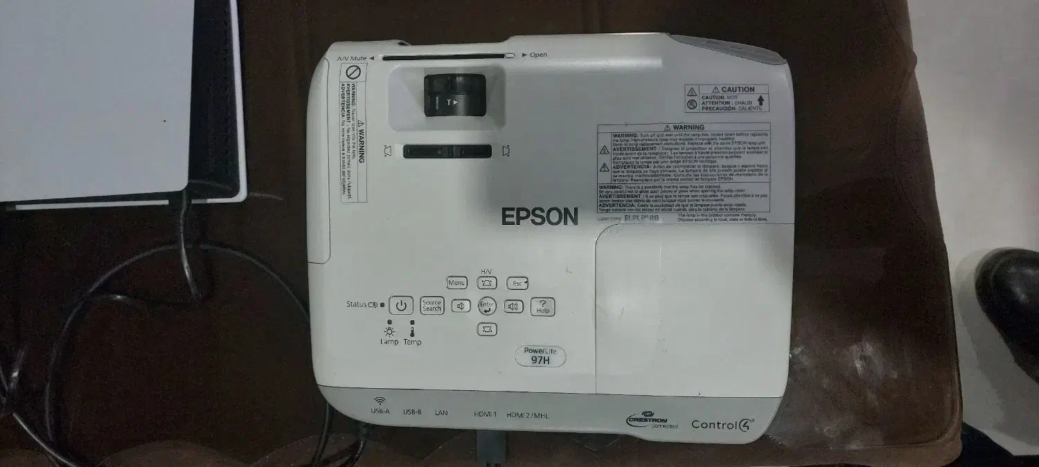 پرژکتور اپسون   کم کار درحد آک|تلویزیون و پروژکتور|اهواز, زیتون کارمندی|دیوار