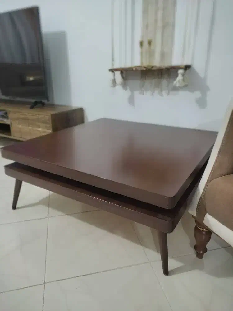 میز|مبلمان خانگی و میز عسلی|پرند, فاز ۶|دیوار