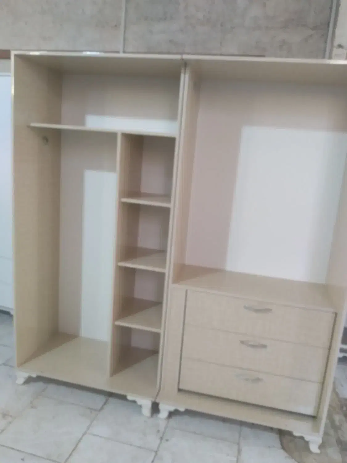 تعمیرات ونصب کابینت وکمد دیواری|خدمات پیشه و مهارت|ارومیه, |دیوار