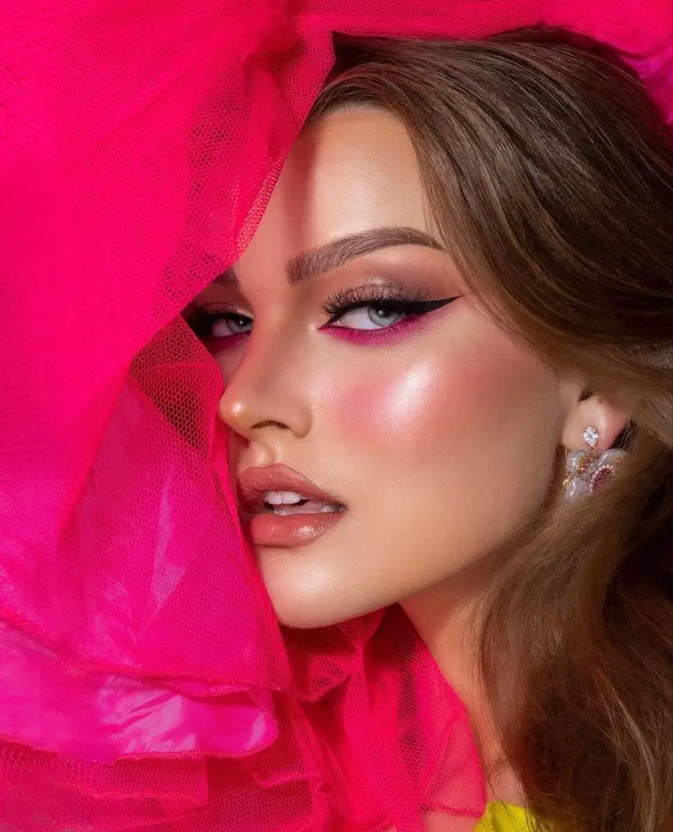 اجاره صندلی به تاتو، مژه، فشیال|آرایشگاه و سالنهای زیبایی|ری, اقدسیه|دیوار