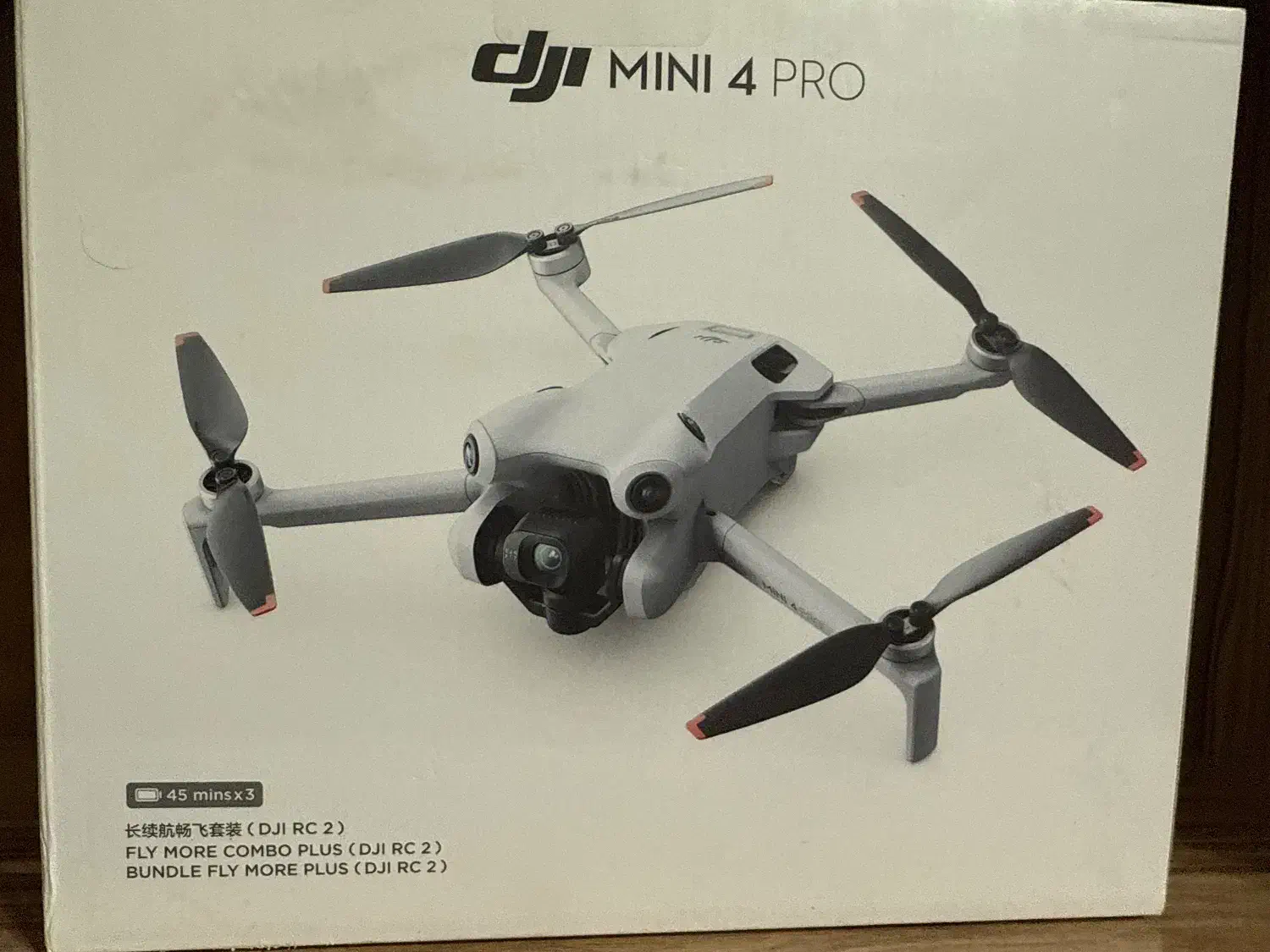 هلی شات|دوربین عکاسی و فیلم‌برداری|اصفهان, باغ نگاره|دیوار