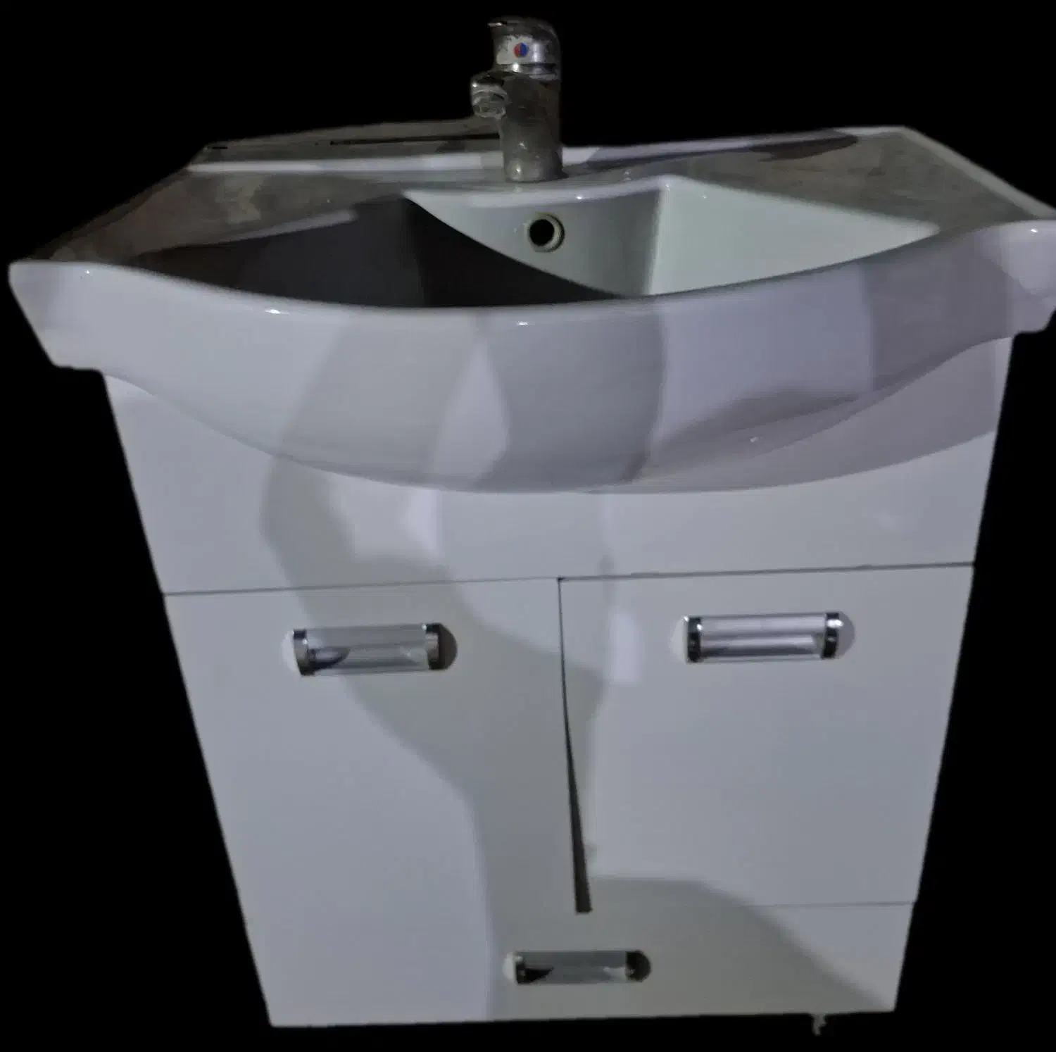 روشویی صفر|لوازم سرویس بهداشتی|بهبهان, |دیوار