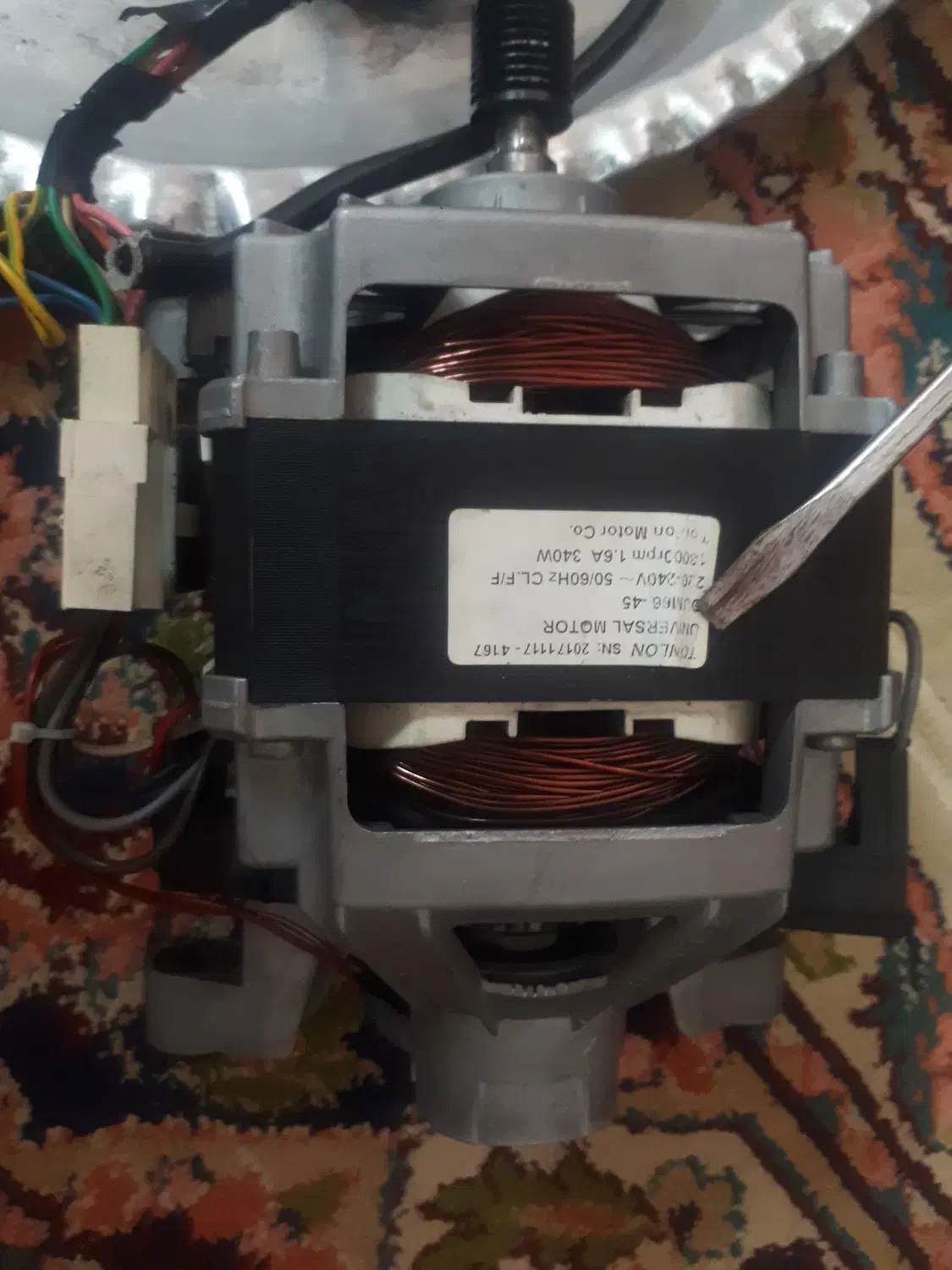 موتور لباسشویی کم کار و تمیز|ماشین لباسشویی و خشک‌کن لباس|قم, دانش|دیوار