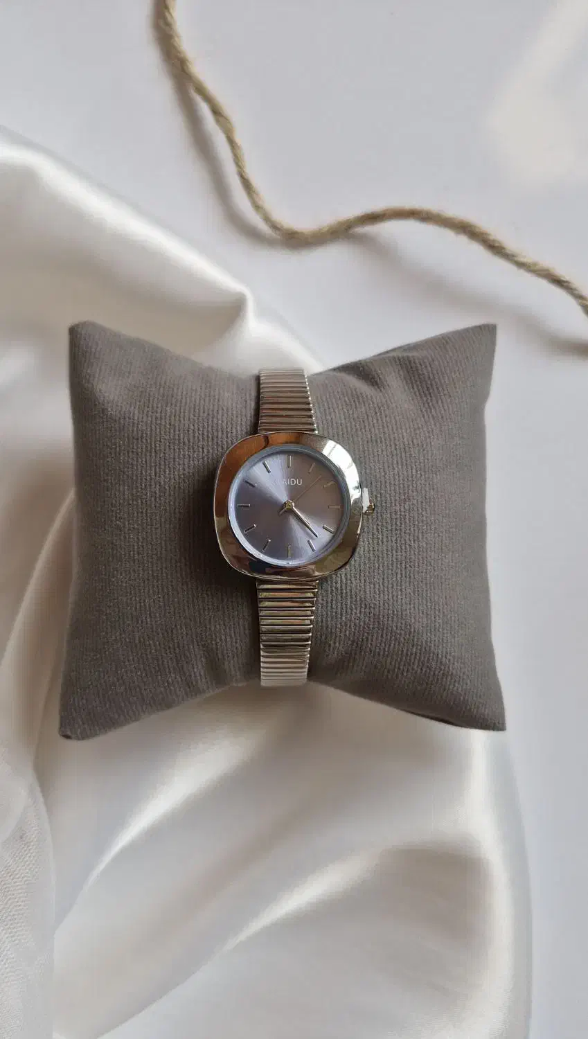 ساعت مچی|ساعت|گنبد کاووس, |دیوار