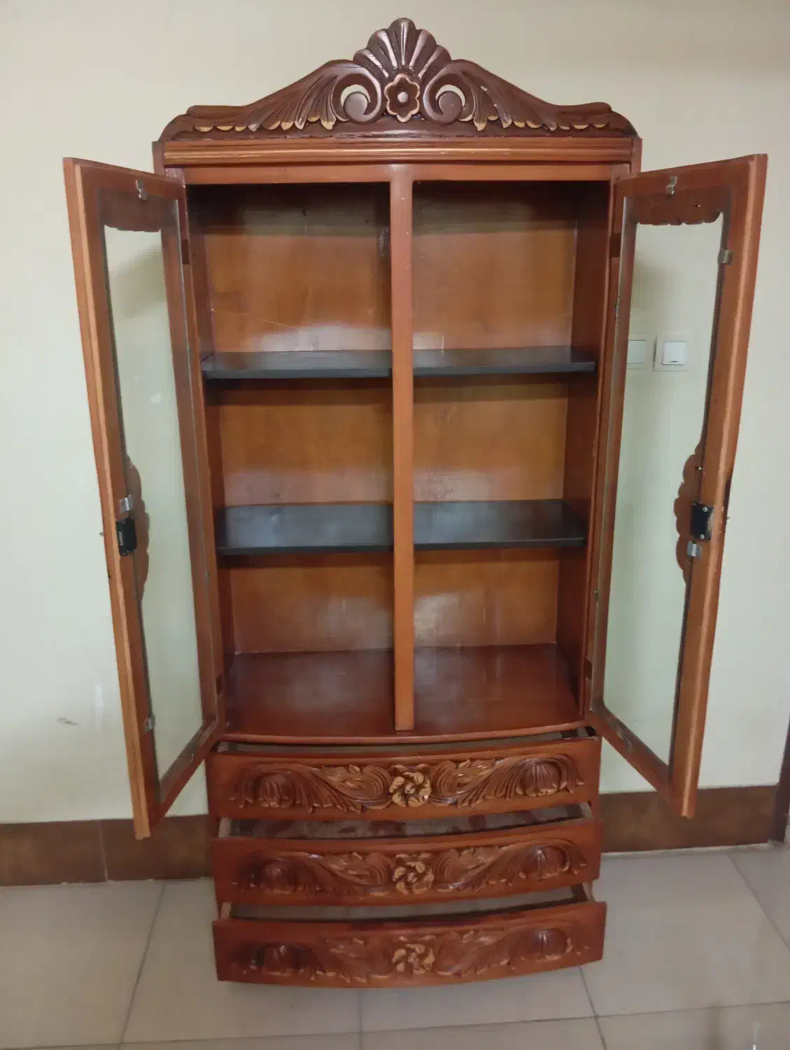 فروش بوفه چوبی در حدنو|بوفه، ویترین، کنسول|شیراز, پانصد دستگاه ارتش|دیوار