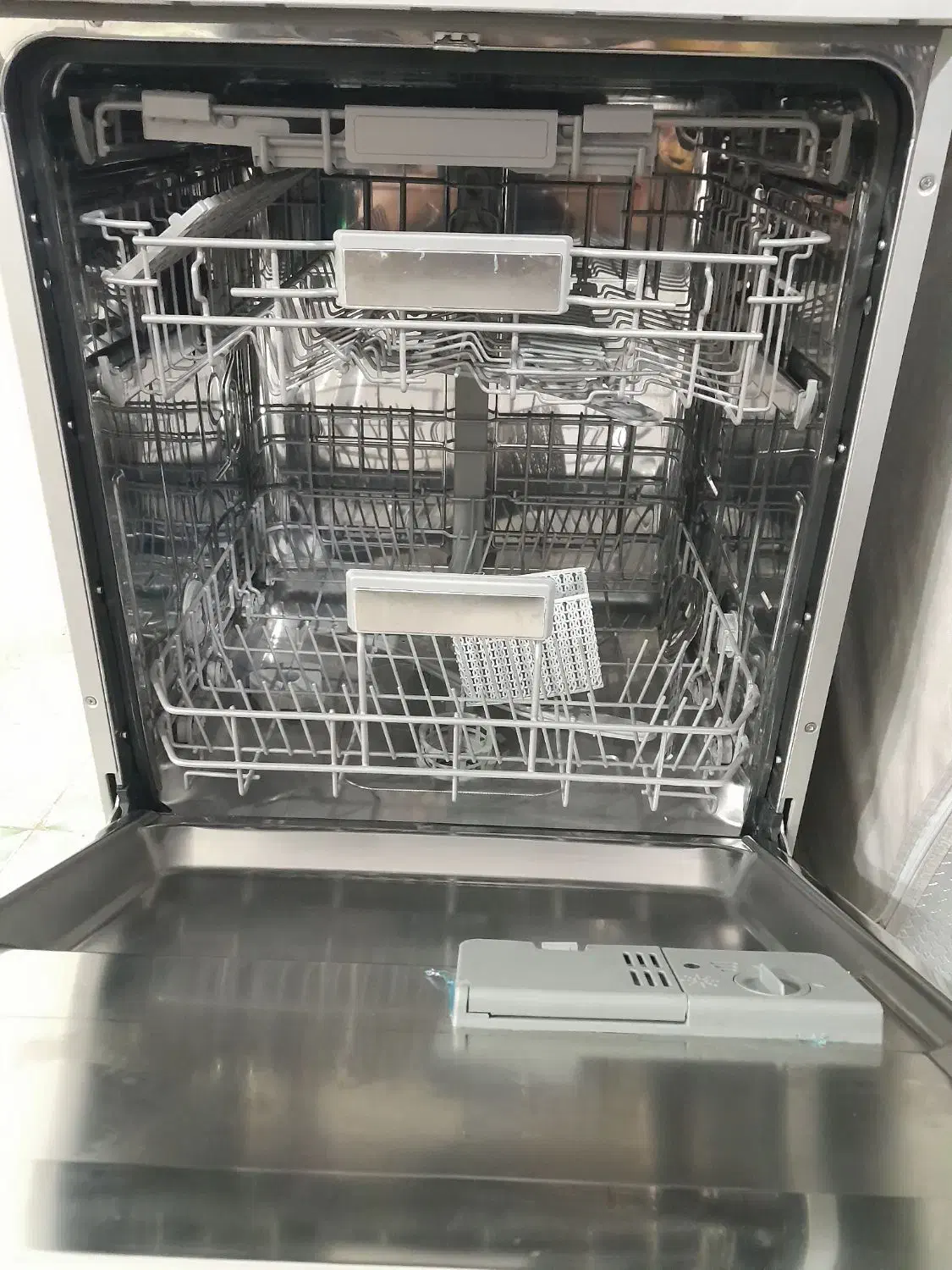 ماشین ظرفشویی مارک دیسپوینت فرانسوی|ماشین ظرفشویی|سرپل ذهاب, |دیوار