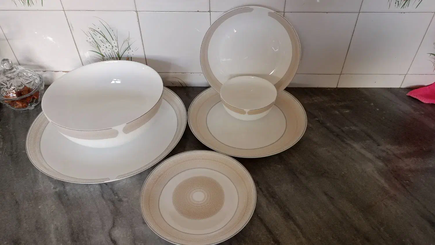 ظرف با قیمت مناسب|ظروف سرو و پذیرایی|زنجان, |دیوار