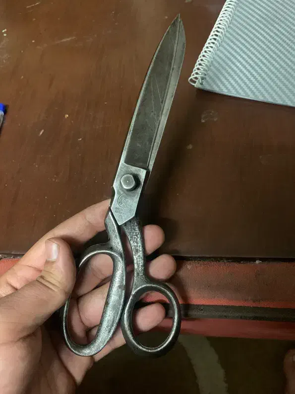 قیچی المانی فولاد قاجاری|کلکسیون اشیاء عتیقه|قزوین, |دیوار