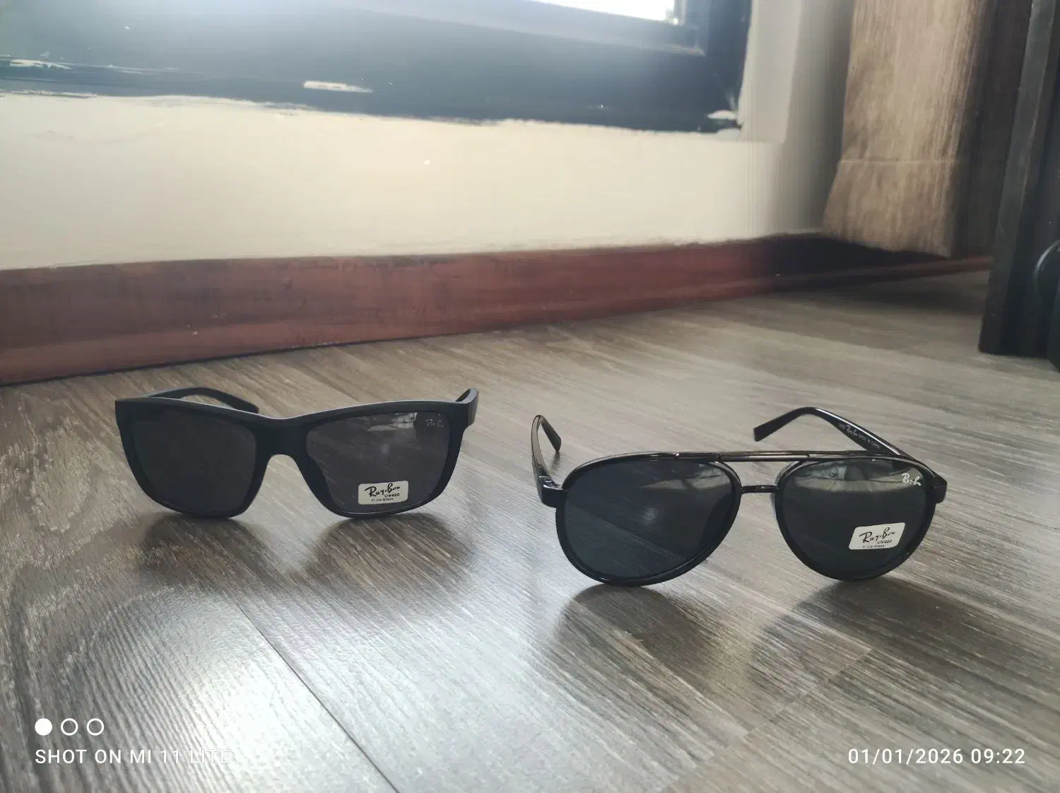 عینک دودی|زیورآلات و اکسسوری|شیراز, شهرک گلدشت حافظ‎|دیوار