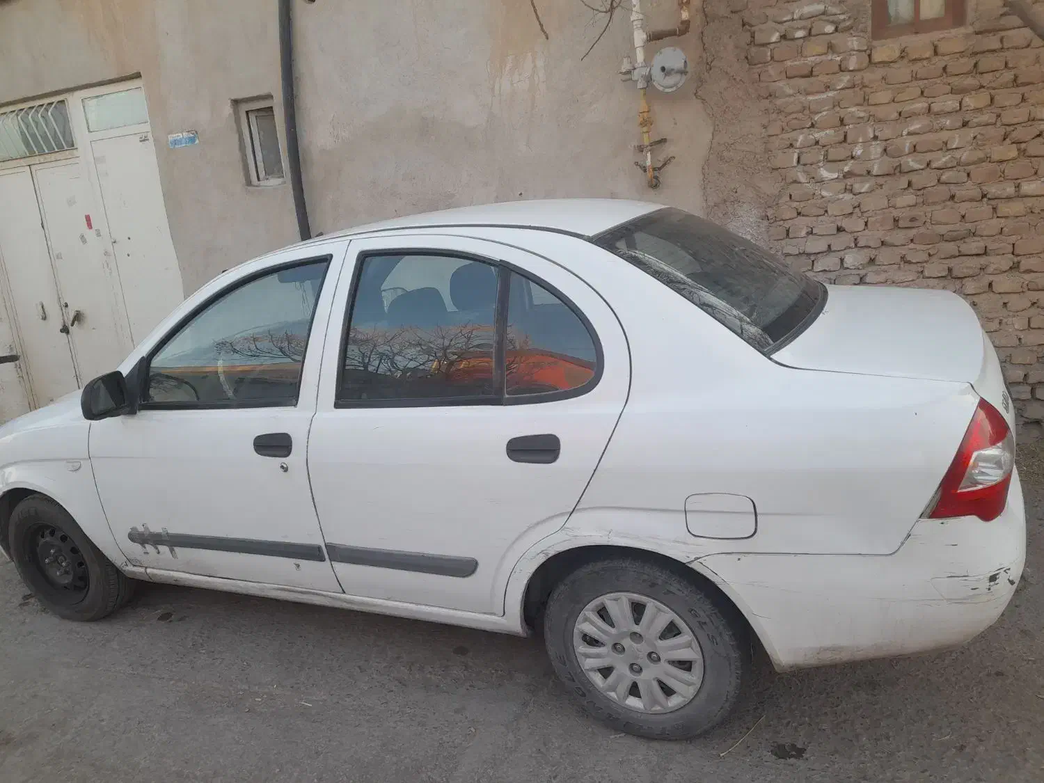 تیبا مدل ۹۴|خودرو سواری و وانت|کرمان, |دیوار