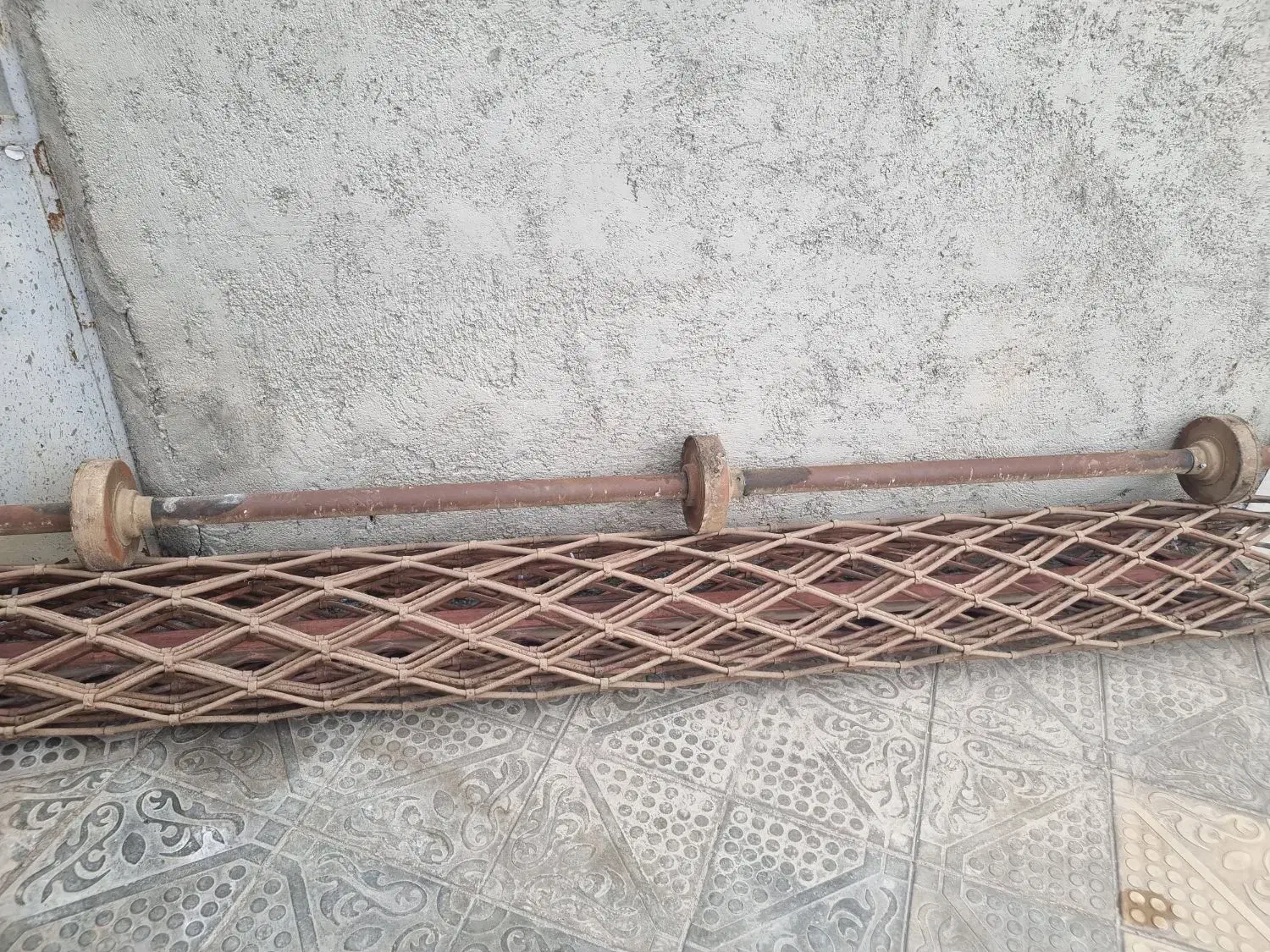 کرکره لوزی ۳/۵در۳/۵تمیز|مصالح و تجهیزات ساختمان|نیشابور, باغ نو|دیوار